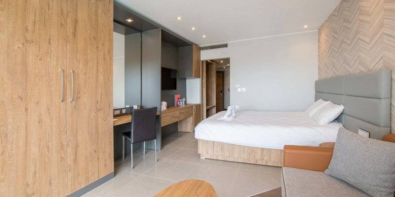 18_18153096_w_ 18_18153096_w_