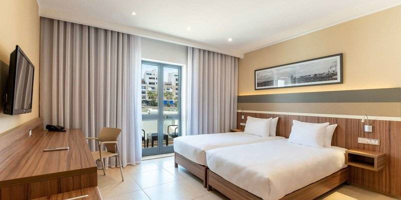 20_18153106_w_ 20_18153106_w_