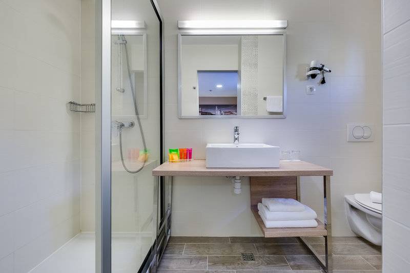 10_17917605_w_ 10_17917605_w_