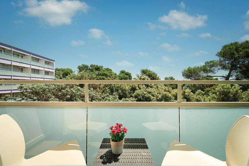 27_17917690_w_ 27_17917690_w_