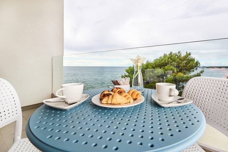 14_19555902_w_ 14_19555902_w_