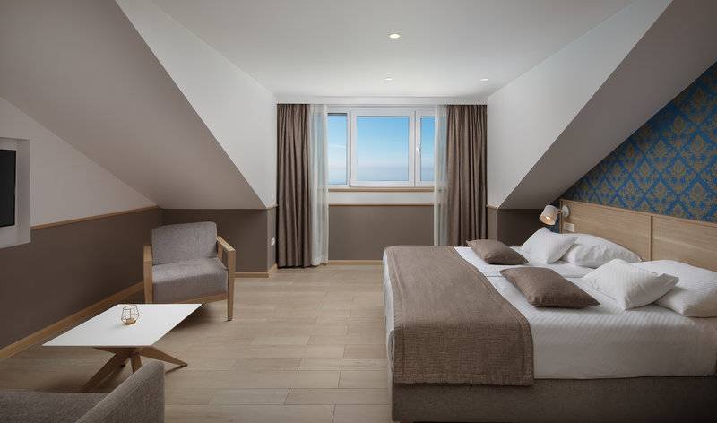 11_20561161_w_ 11_20561161_w_