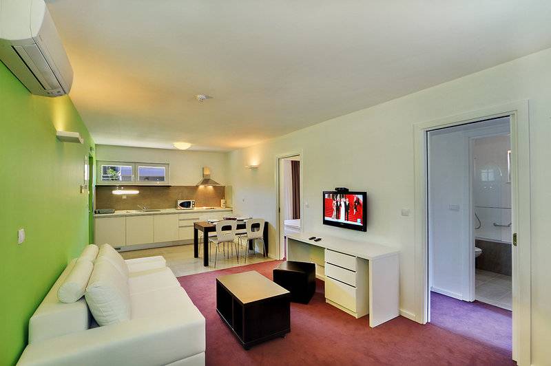 10_15823530_w_ 10_15823530_w_