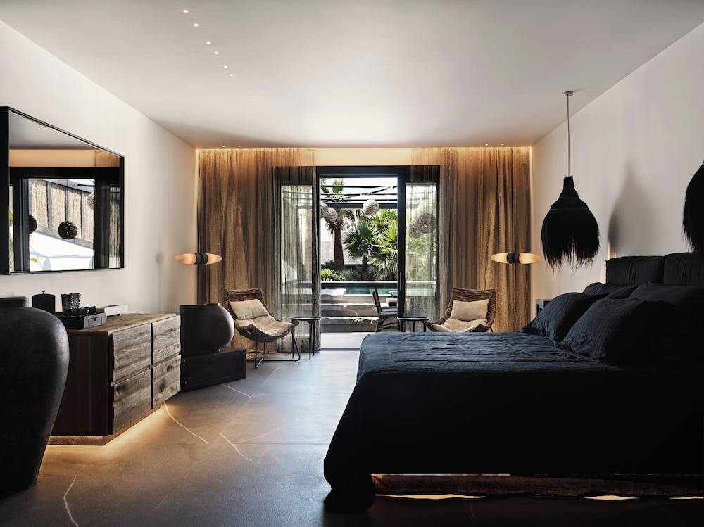 43_cfa1136a_z 43_cfa1136a_z