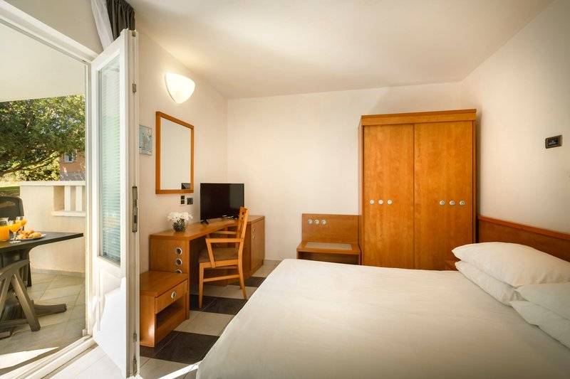 25_21628056_w_ 25_21628056_w_