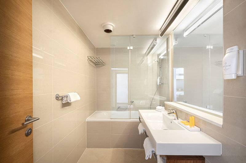 14_17576760_w_ 14_17576760_w_