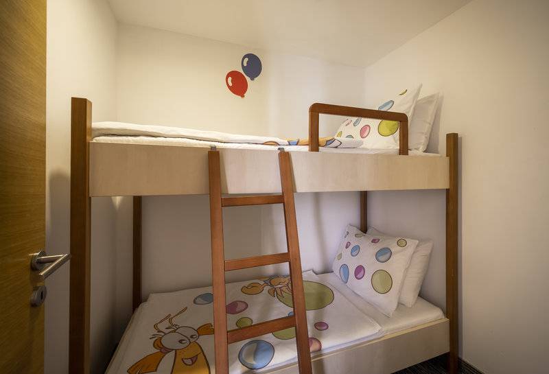 19_17576805_w_ 19_17576805_w_