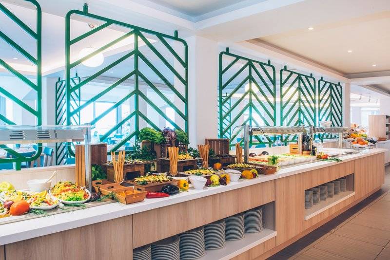 13_4984613_r_ 13_4984613_r_