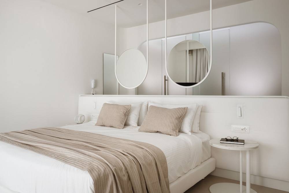 46_b566f17d_z