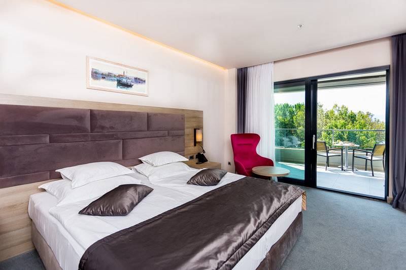 14_7789163_w_ 14_7789163_w_