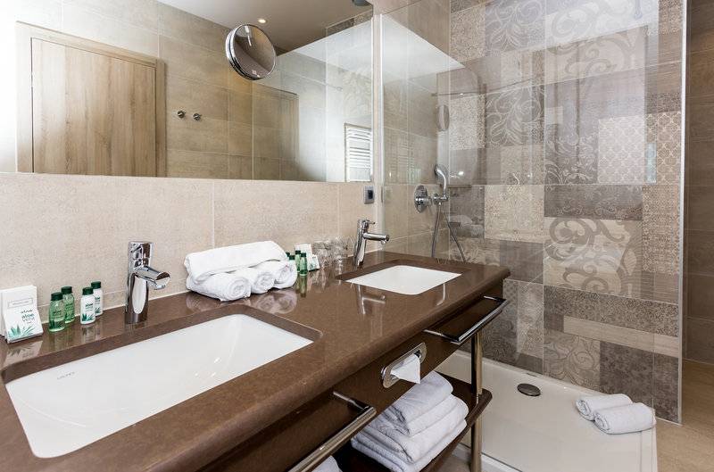 17_7789203_w_ 17_7789203_w_