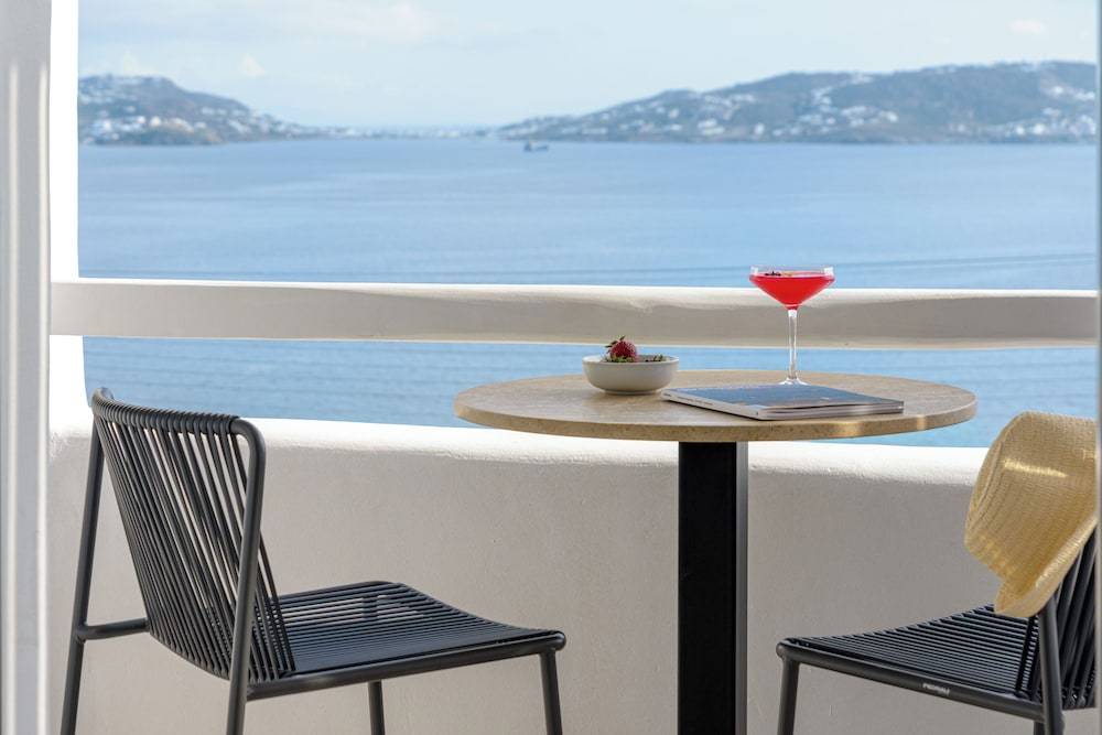 10_w6112h4080x0y0-c95fdf35_z