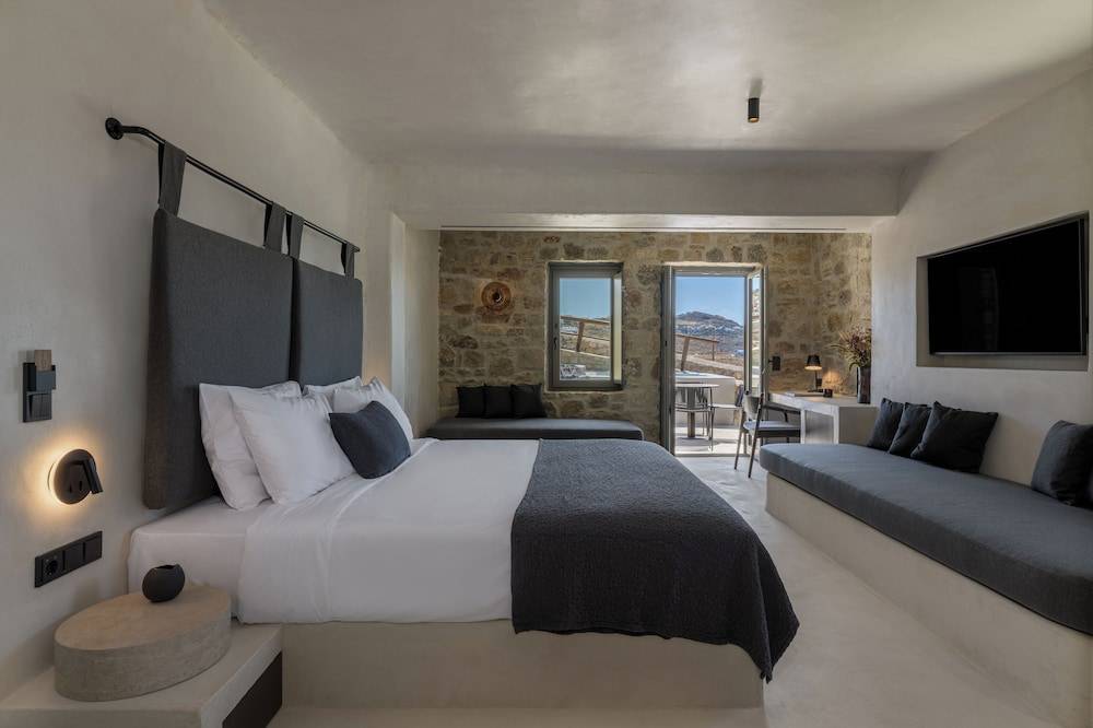 42_w8230h5480x0y0-ea88fd14_z