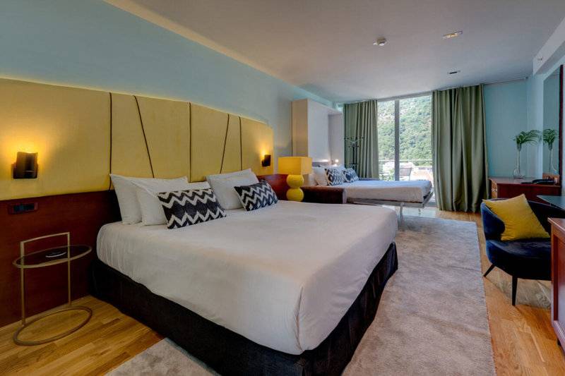 10_17902565_w_ 10_17902565_w_