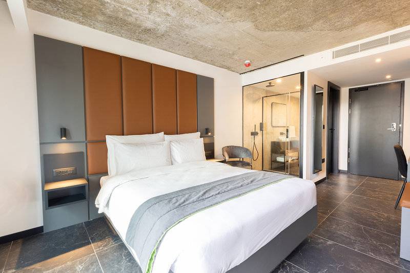 10_18499238_w_ 10_18499238_w_