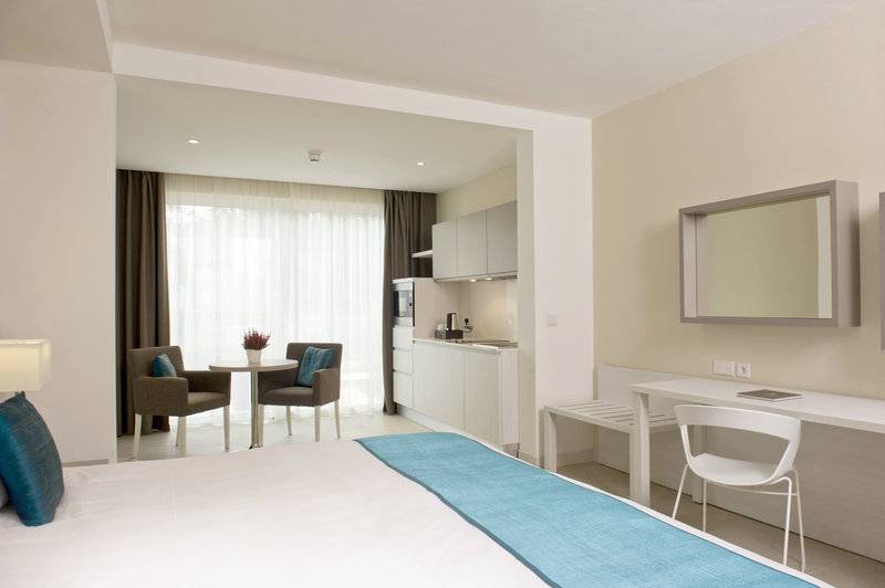 13_2473352_w_ 13_2473352_w_