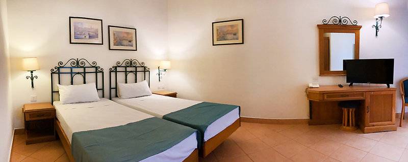 14_15085119_w_ 14_15085119_w_