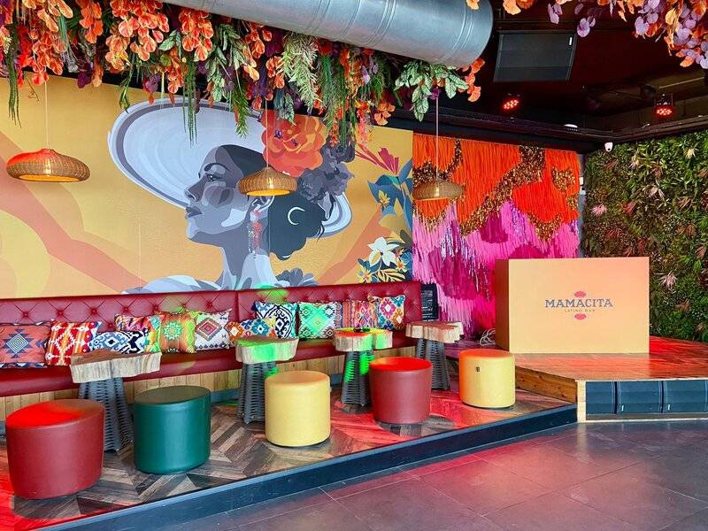 11_19953923_r_ 11_19953923_r_