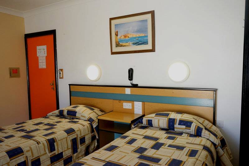 10_15356825_w_ 10_15356825_w_