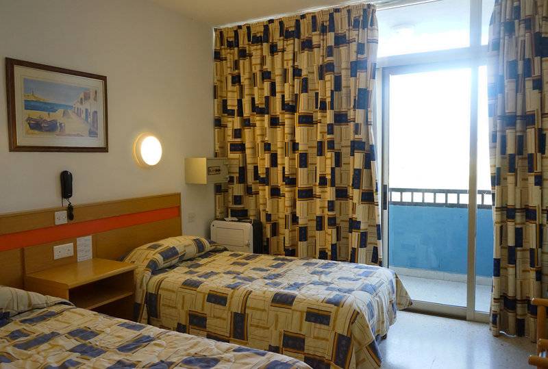 13_15356840_w_ 13_15356840_w_