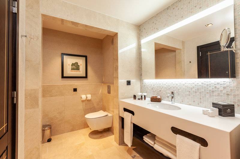 19_22149806_w 19_22149806_w