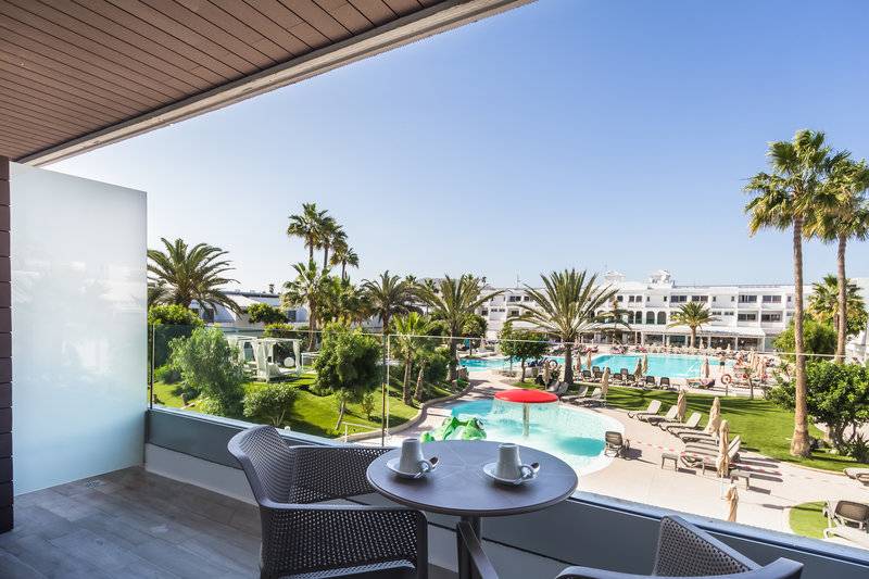 20_11190156_w 20_11190156_w