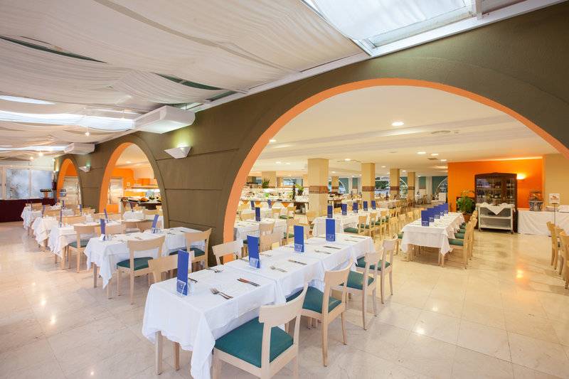 13_11299540_r 13_11299540_r