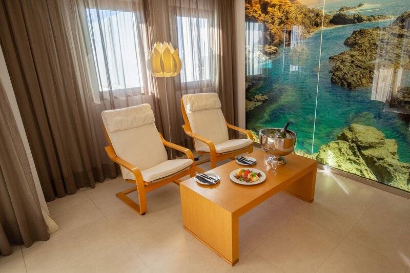 17_19922629_w 17_19922629_w