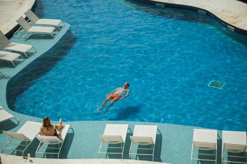 18_21957421_p 18_21957421_p