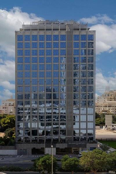1_21376497_a