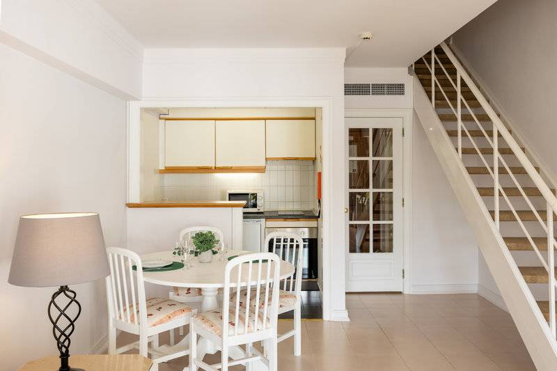 14_17884666_w 14_17884666_w