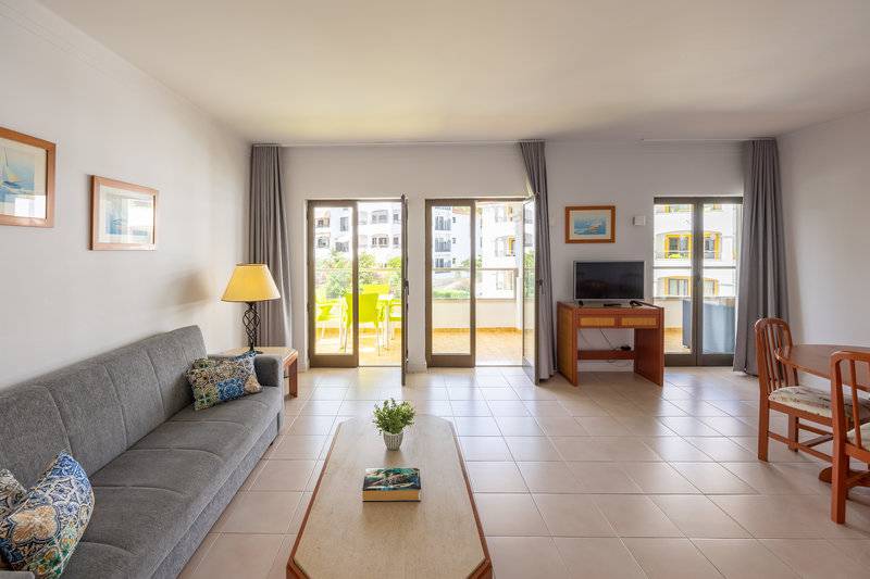 16_17884676_w 16_17884676_w