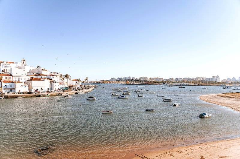 18_21535693_unknown 18_21535693_unknown