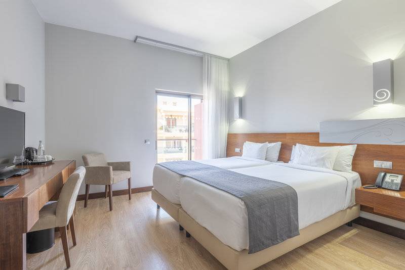 15_17911842_w 15_17911842_w