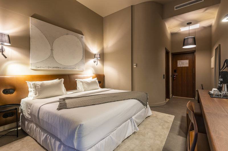 18_17717742_w 18_17717742_w