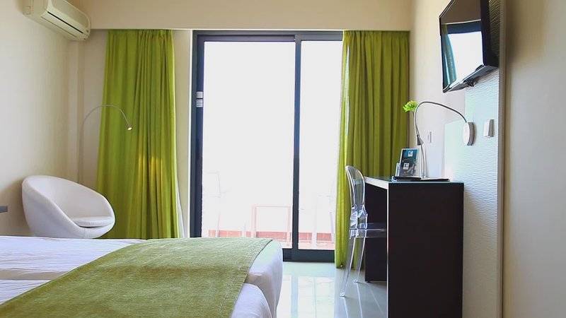 11_2315981_p 11_2315981_p