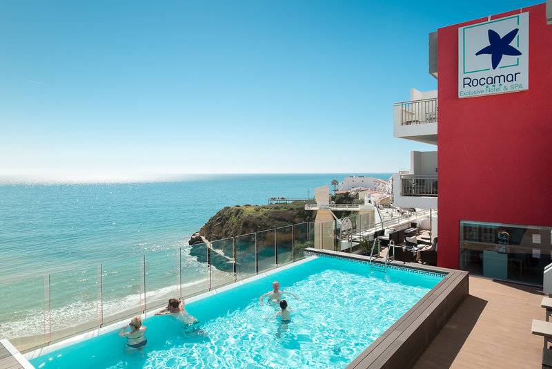 12_2588984_p 12_2588984_p