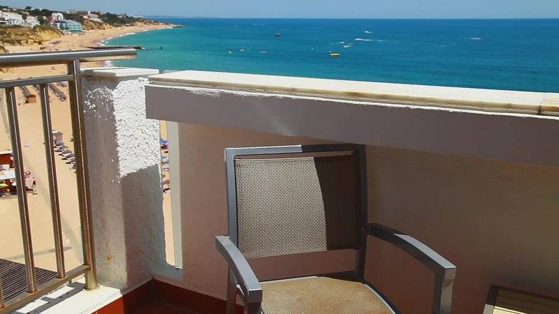 19_2315983_w 19_2315983_w