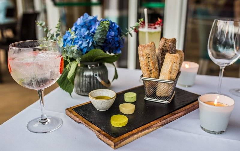 12_13691993_r 12_13691993_r