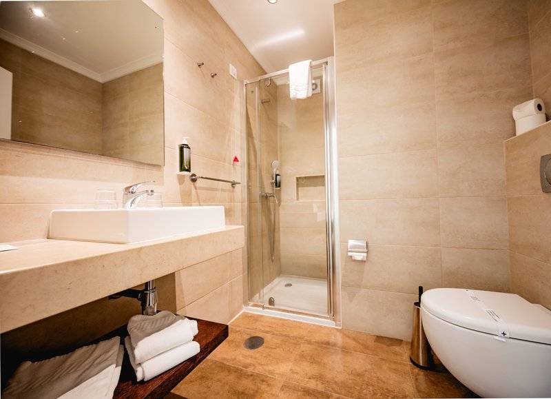 16_21906261_w 16_21906261_w