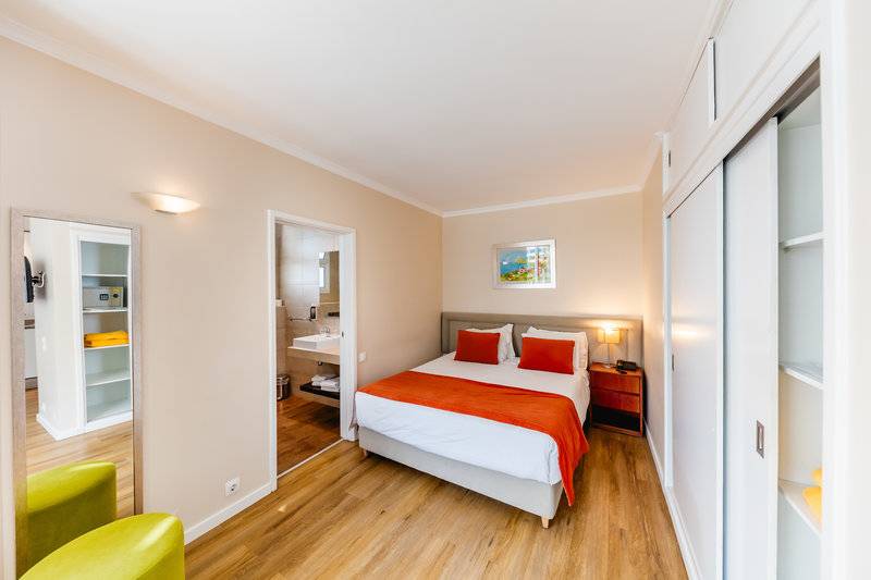 18_21906271_w 18_21906271_w