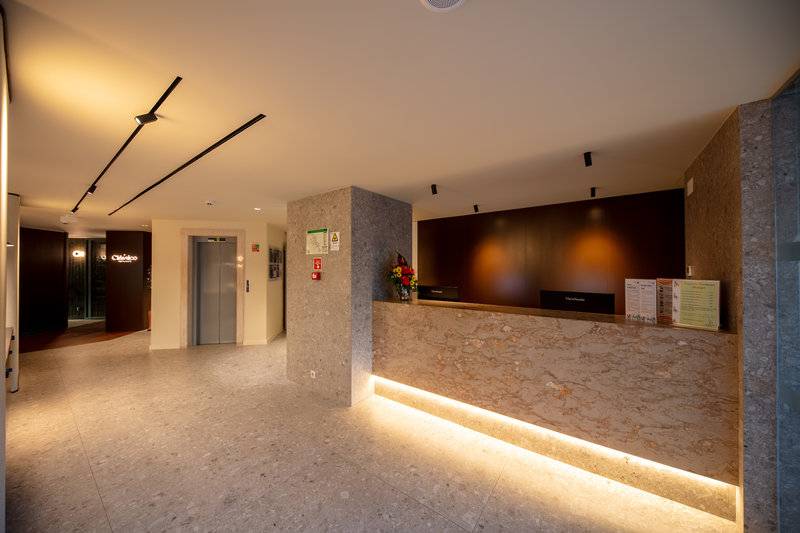 25_21906291_l 25_21906291_l