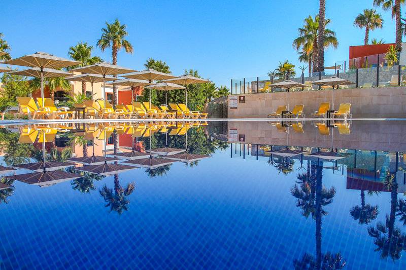 10_15554336_p 10_15554336_p