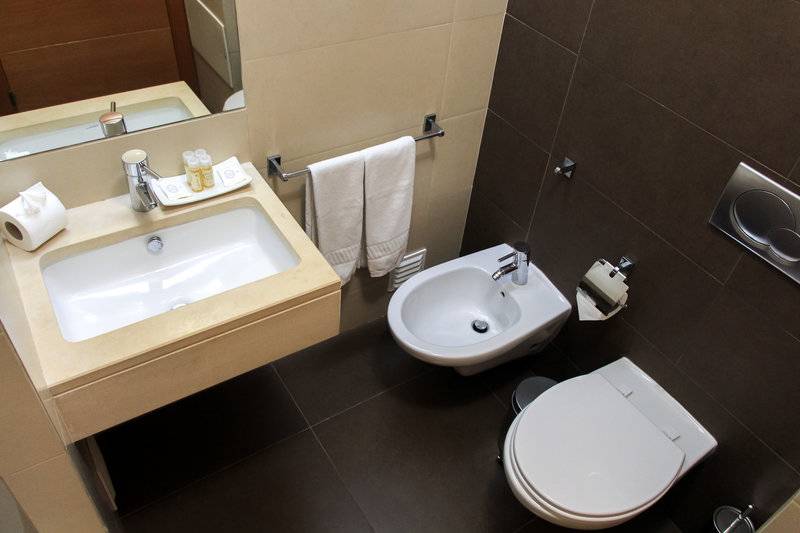 19_15554376_w 19_15554376_w