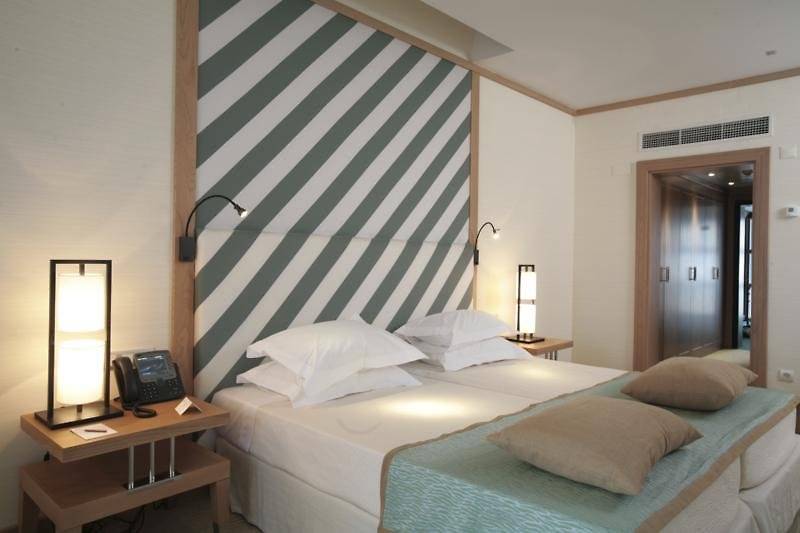 15_986134_w 15_986134_w