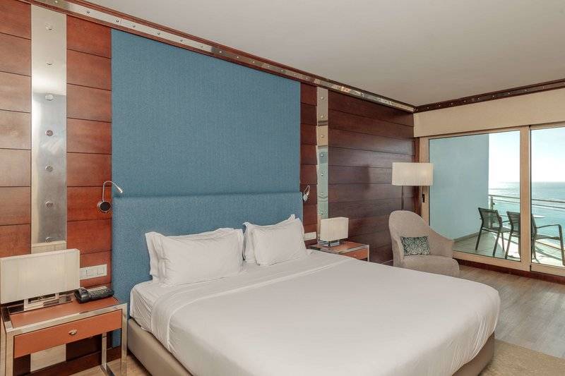 27_20701819_w 27_20701819_w