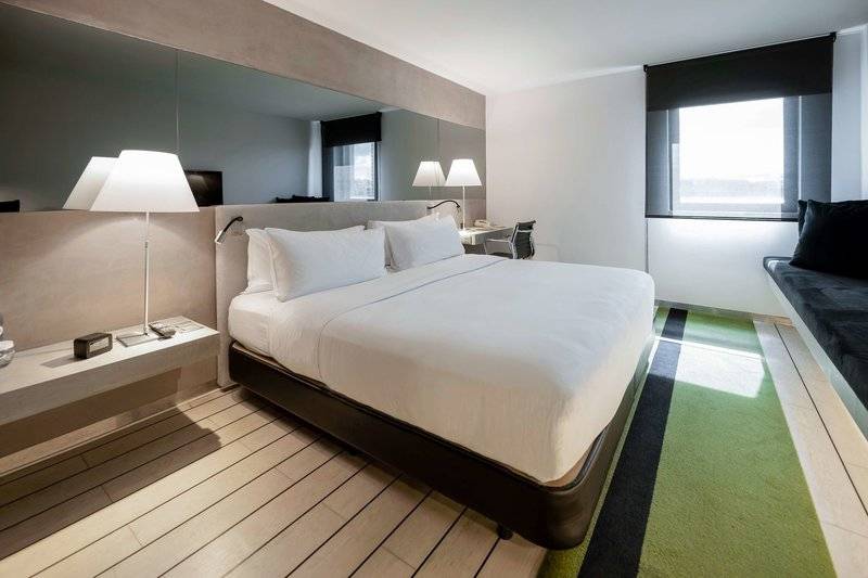 23_17399356_w 23_17399356_w