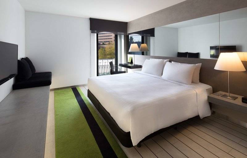 26_17399381_w 26_17399381_w