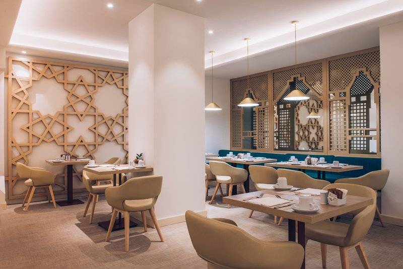 11_22446451_r 11_22446451_r