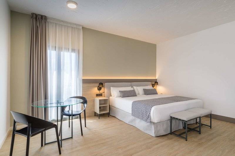 26_15162818_w 26_15162818_w